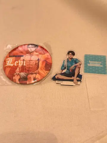 진격의 거인 리바이 캔뱃지 아크릴 스탠드