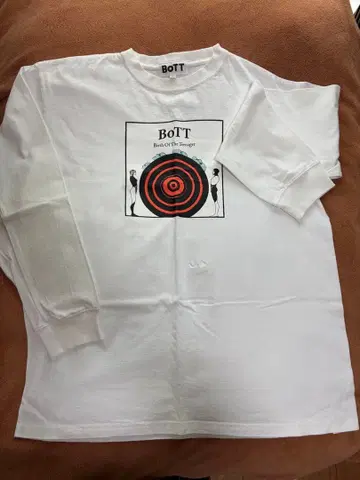 BOTT 롱T셔츠