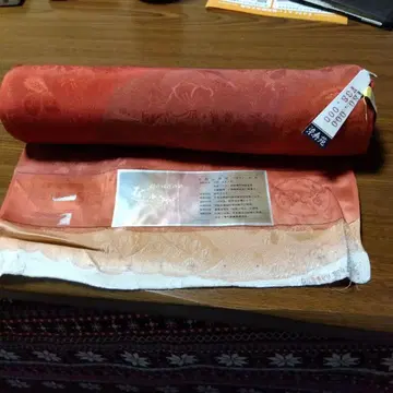 옷감 미사용 새상품 장기 보관품