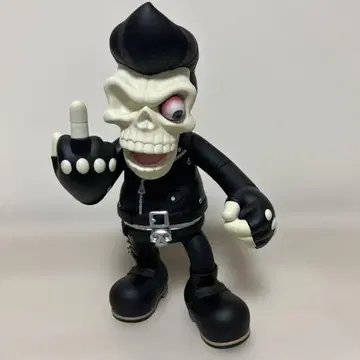 크로우즈 & WORST Bone in the TFOA 피규어만