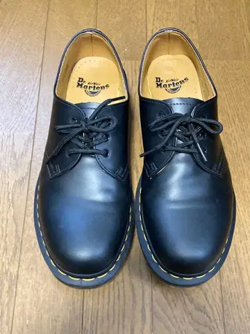 닥터마틴 1461 3홀 UK8