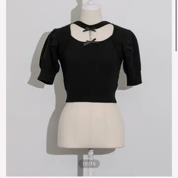 Pium 비쥬 초커 부착 케이프 니트