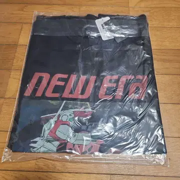[ 새상품 ] 건담 NEWERA T셔츠