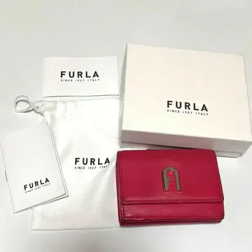 FURLA 핑크 3단 폴더형 지갑