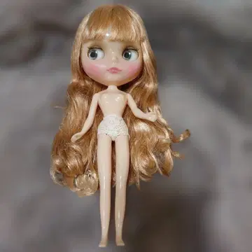 마제스티 오브 하츠 네오 브라이스 본체 인형