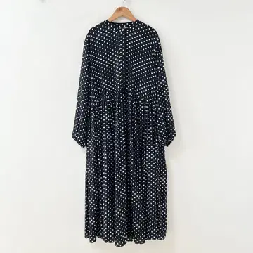 BEARDSLEY 비어즐리 도트 개더 원피스 블랙 2