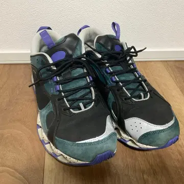 Graphpaper Mizuno Wave Prophecy 스니커즈