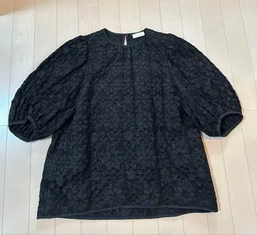 Tomorrowland Ballsey 라메 마틀라세 퍼프 슬리브 블라우스