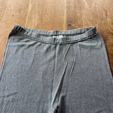 에바무에바 evam eva vie 그레이