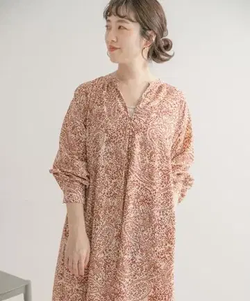 어반 리서치 도어스 페이즐리 래글런 원피스