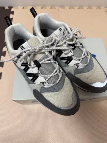 KARHU 카루후 fusion 2.0 LIMESTONE JETBLACK