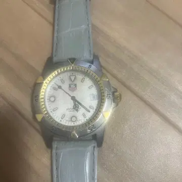 쿼츠 손목시계 200m 방수 실버 골드