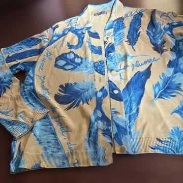 파란 깃털 무늬 가디건 긴팔 앙상블, 반팔