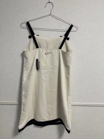 [ 미사용 새상품 ] 피치 존 Mary Quant 슬리브리스 원피스