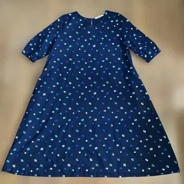 미나 페르호넨 원피스 자수 komado 네이비 사이즈 40 넉넉한