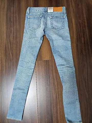 새상품 MOUSSY 2000 DENIM 파우더 스트레이트 슬림 레어 24