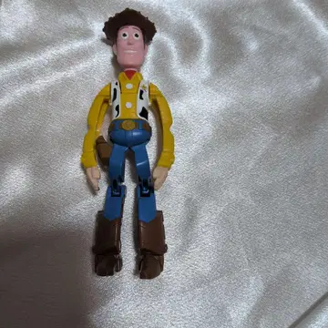 토이 스토리 우디 가동식 피규어