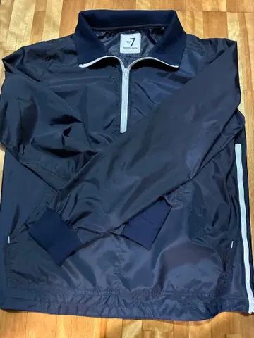 사만다 타바사 윈드브레이커