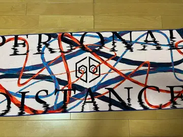 여왕벌 PERSONAL DISTANCE TOWEL