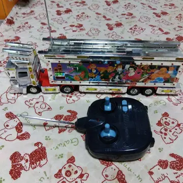 데코토라 무선 조종