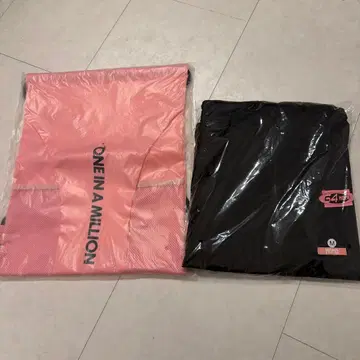 TWICE LIVE 굿즈 냅색 윈드브레이커 모모