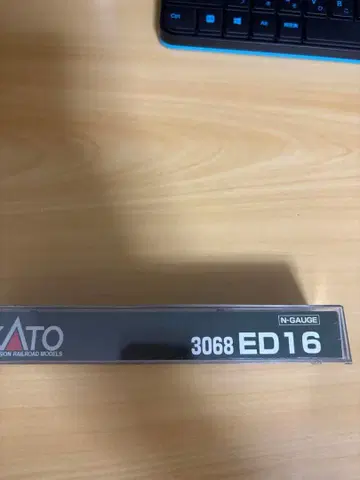 KATO 3068 ED16