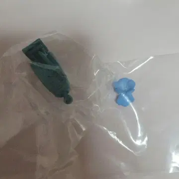 서프라이즈 파츠 넨도로이드 서프라이즈 장송의 프리렌 힘멜의 조각상