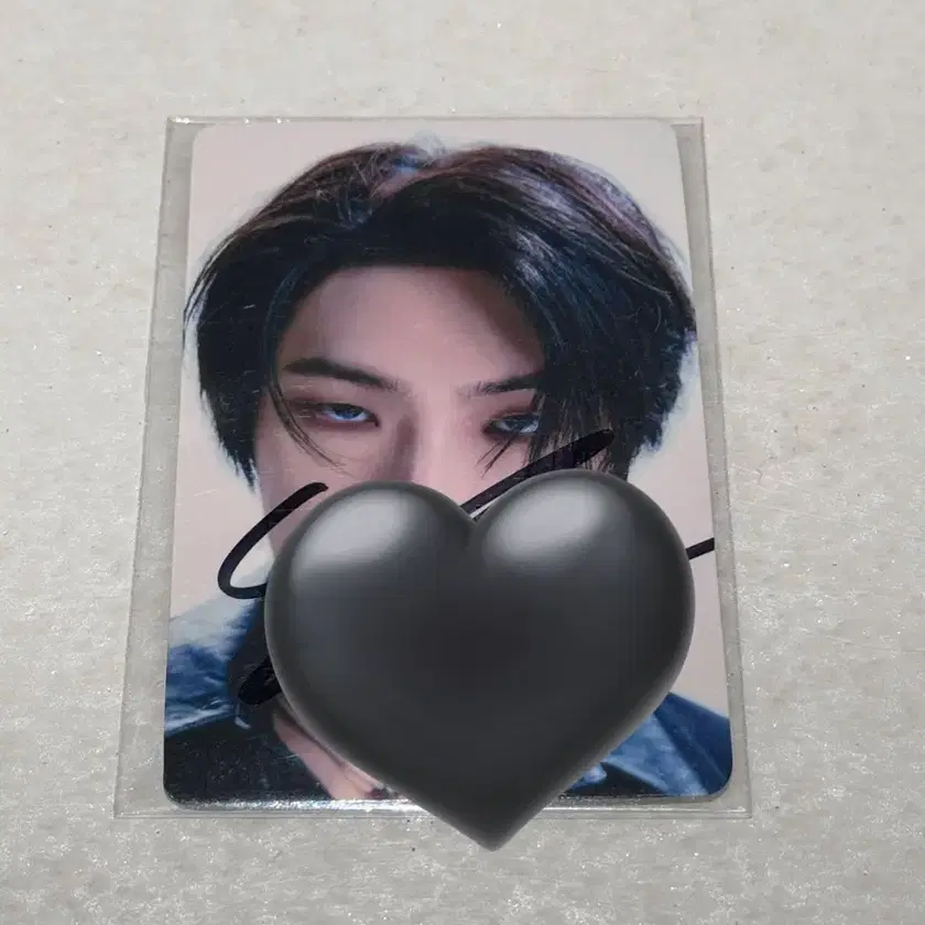 Shop ateez signed on Bunjang Global Site - No more Korean account!