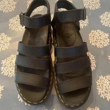 닥터마틴 샌들 25cm