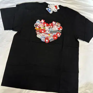 24년제 Hello Kitty 50주년 스티커 T셔츠 L사이즈 블랙