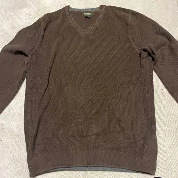 Eddie Bauer 브라운 V넥 스웨터