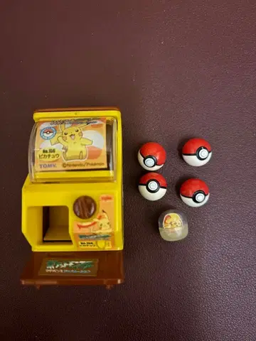 포켓머신 미니미니 가챠 포켓몬 굿즈 피카츄
