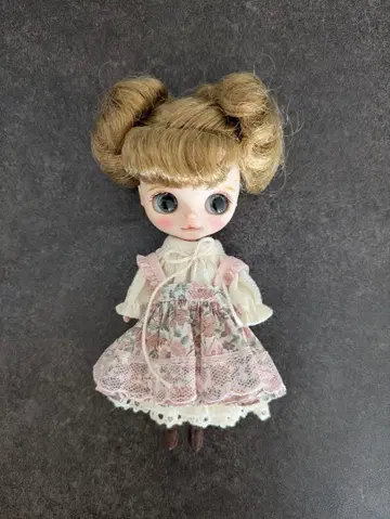 커스텀 미니 브라이스 작가님