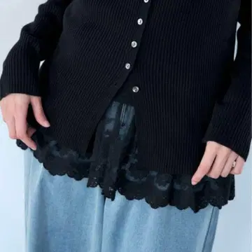 [ Elura ] 밑단 레이스 탱크탑 블랙 색상 FREE 사이즈