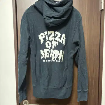 PIZZA OF DEATH 후드티 블랙 S사이즈