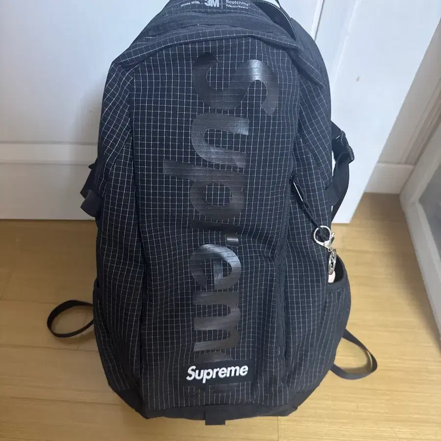 17FW Supreme Leopard Fleece Backpack | Bunjang Global