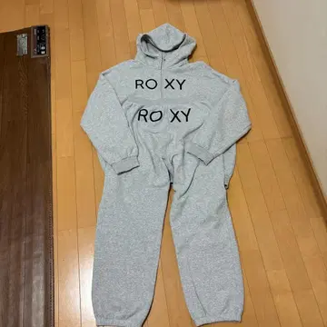 ROXY 그레이 후디 셋업