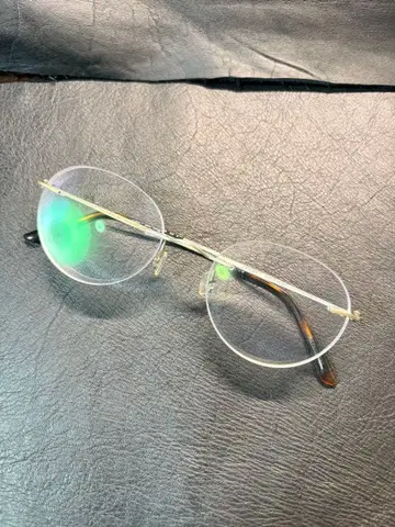 GIORGIO ARMANI 티타늄 안경