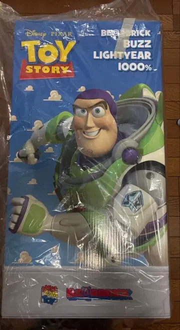 토이 스토리 버즈 라이트이어 베어브릭 1000%