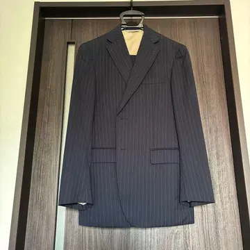 폴 스튜어트 수트