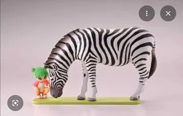 요츠바토 하양검정 동물 사바나 얼룩말