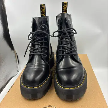 닥터마틴 8홀 26.0cm 중고