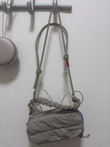 topologie (토폴로지) | Bottle Sacoche