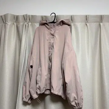 CLASSICAL ELF 핑크 후드 부착 자켓