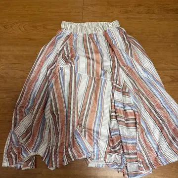 Bou Jeloud 스트라이프 플레어 스커트 FREE 사이즈