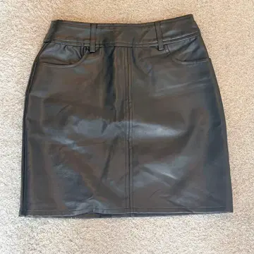 GYDA 인조 가죽 스커트 (블랙)