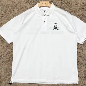 최근 모델 48 XL 마크앤로나 피케 셔츠 골프웨어 은색 버튼