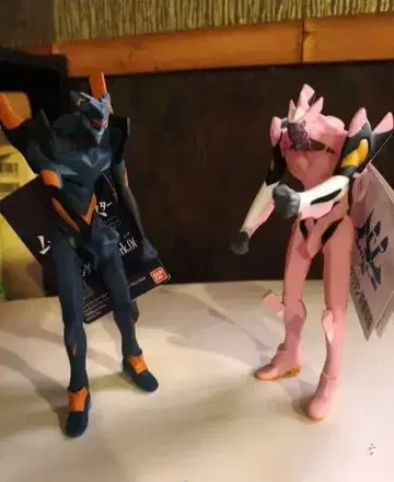 에반게리온 피규어 2체 세트