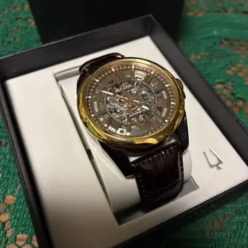 Bulota 수동 와인딩 손목시계