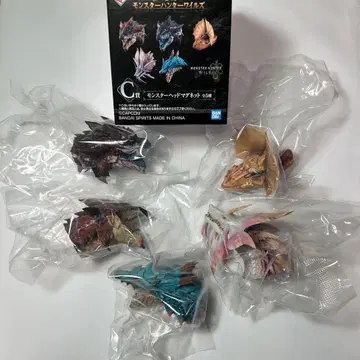 몬스터 헌터 와일즈 제일복권 C상 컴플리트 세트